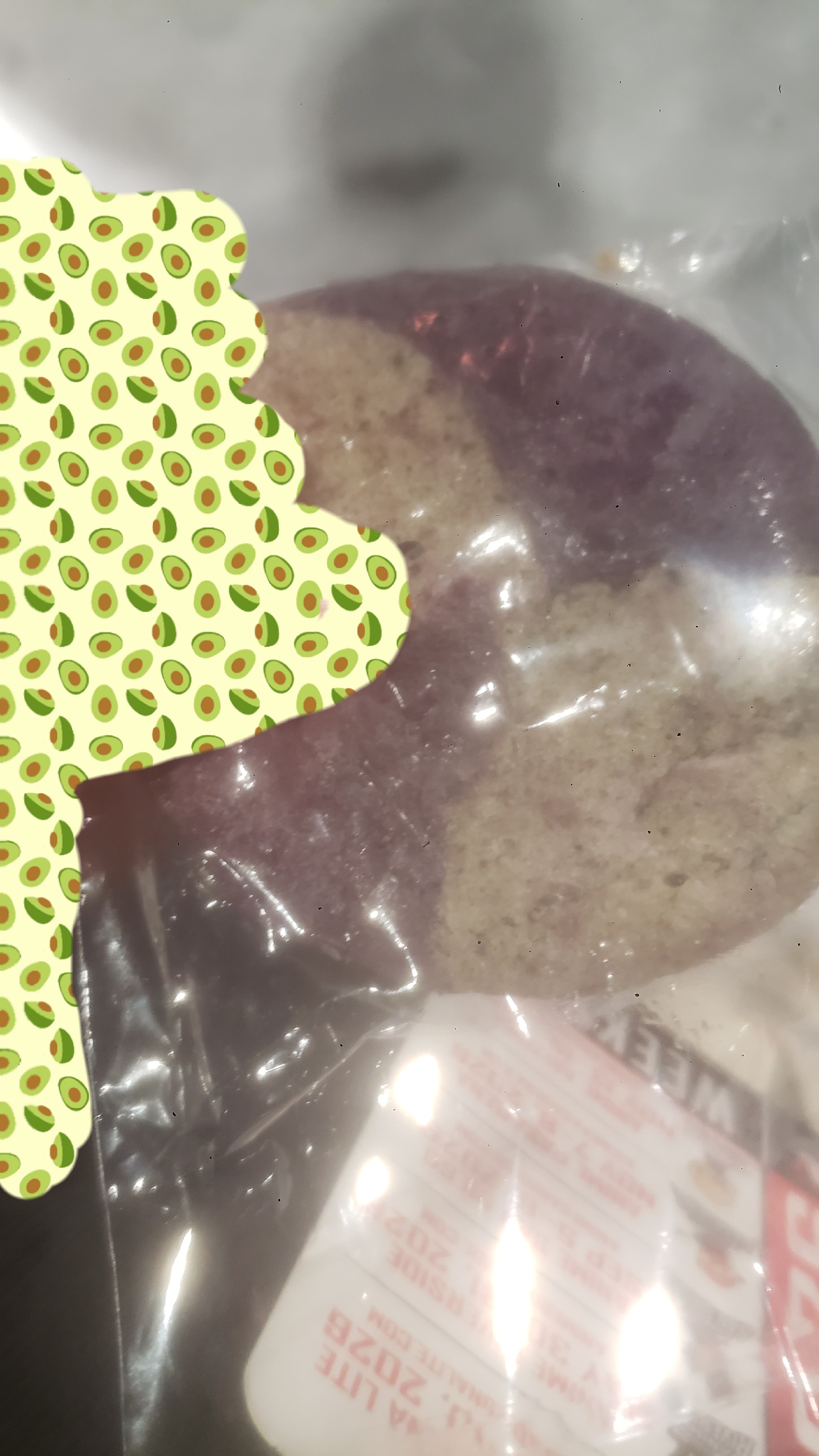 Ube and sesame cookie.